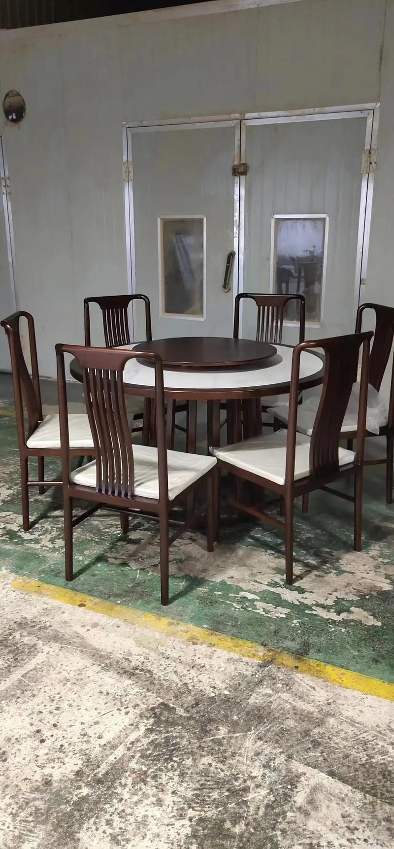 新中式電動餐桌 融合傳統(tǒng)與現(xiàn)代的匠心之作